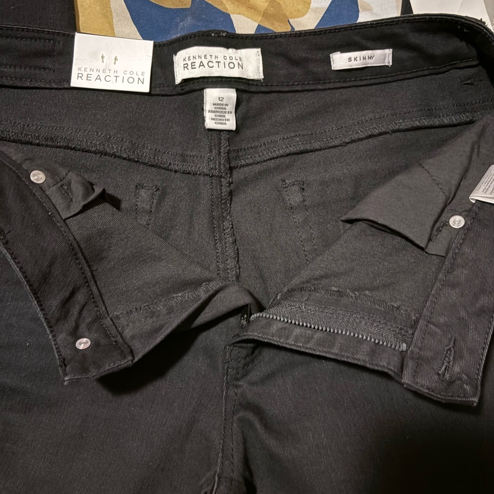 Kenneth Cole Reaction Women's Black Skinny Jeans